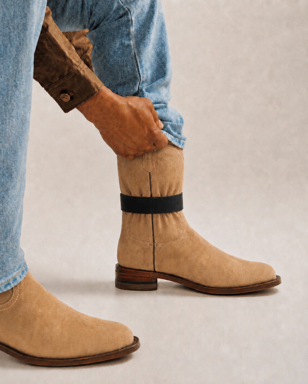 Black Boot Strap